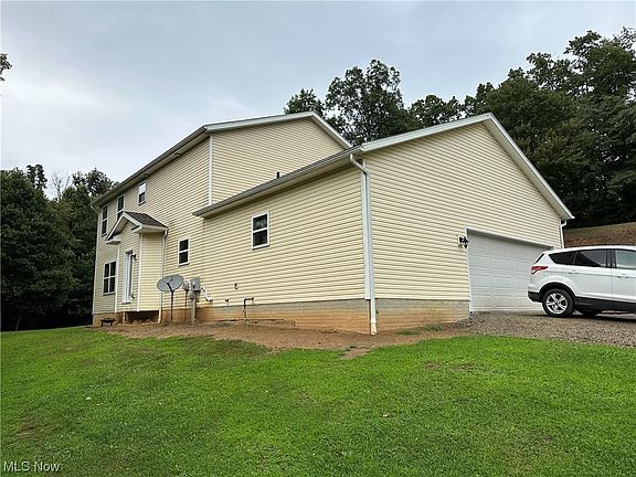 5th image of 80 Oakcrest Dr