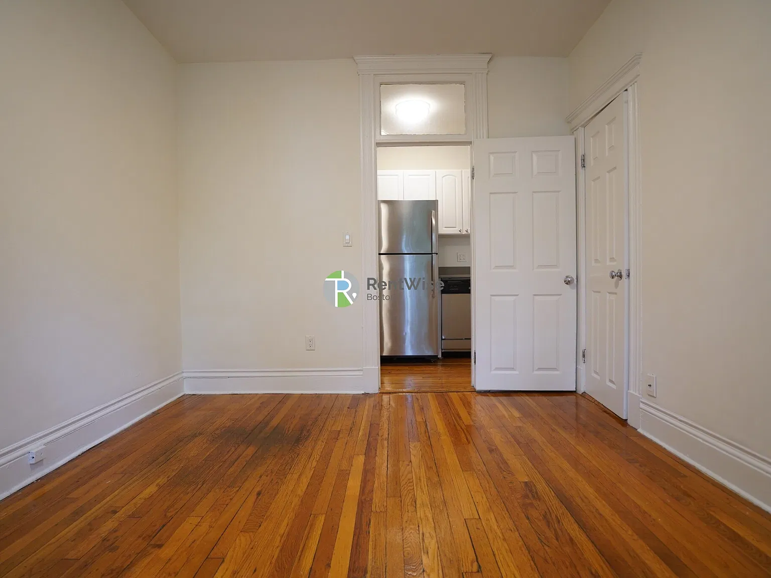 2 bed, 1.0 bath, $2,495 — Photo 3