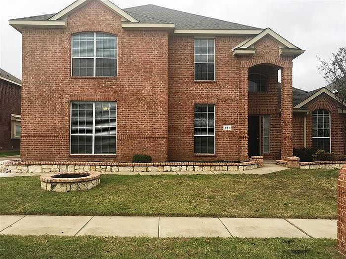 1st image of 611 Kari Anne Ln