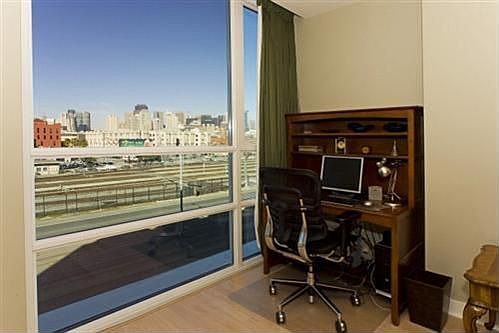 5th image of 300 Berry St Unit 421