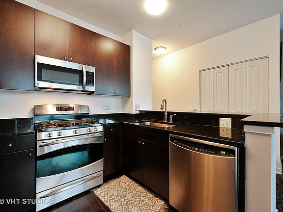 5th image of 757 N Orleans St APT 1802