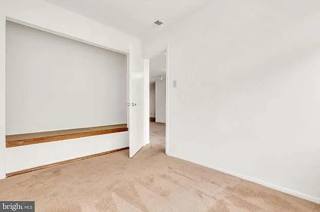 2 bed, 1052 sqft, $1,750 — Photo 2