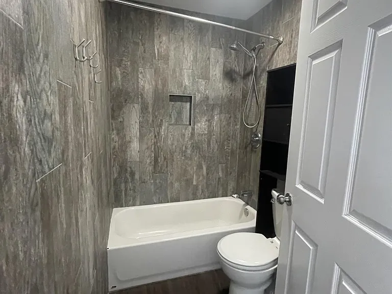 160 Pope Bnd S #D — Photo 7