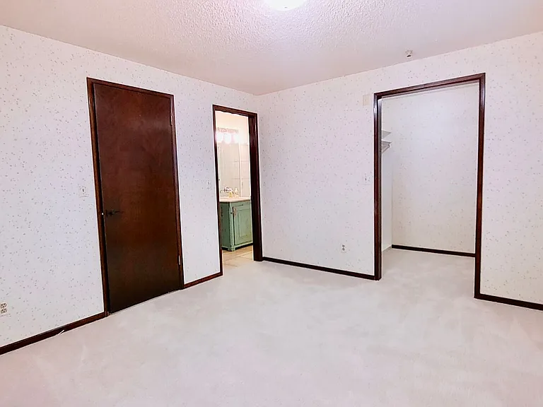 4470 Lakeview Blvd — Photo 39