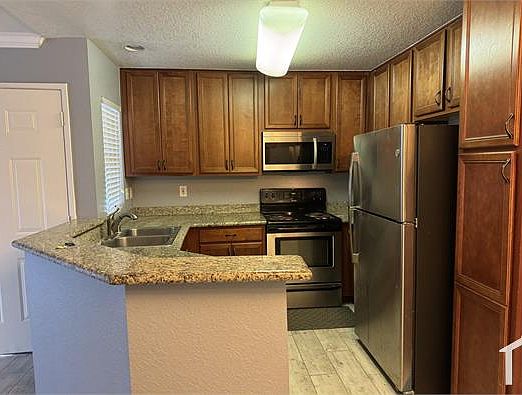 3rd image of 78650 Avenue 42 APT 213