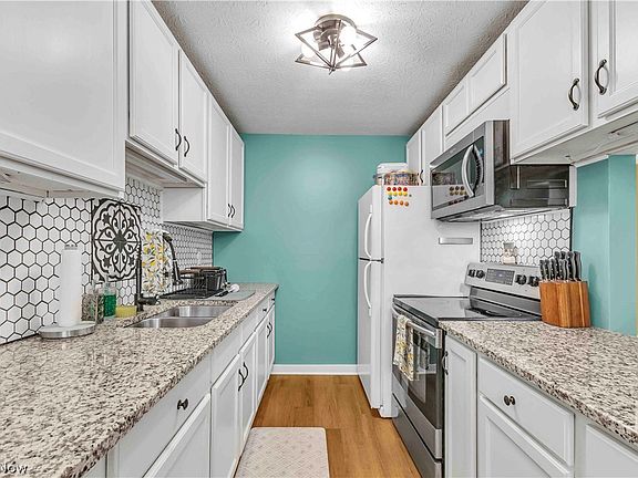 4th image of 8455 N Akins Rd #E8