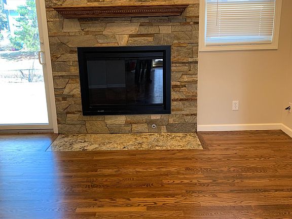5th image of 9537 Walmer St