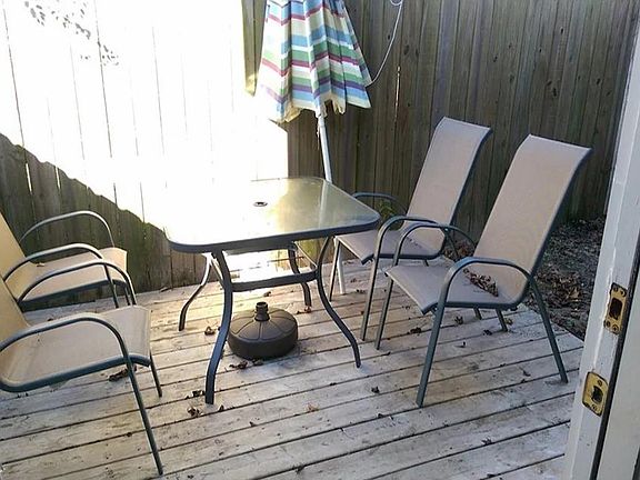 3rd image of 1291 Century Oaks Dr #A