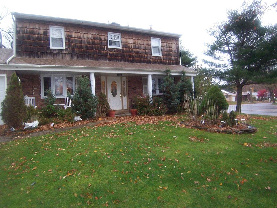 1 Foothill Ln 