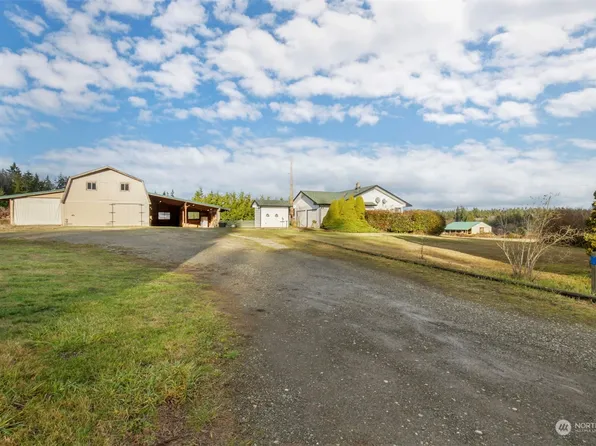 8746 Eglon Road NE, Kingston, WA 98346