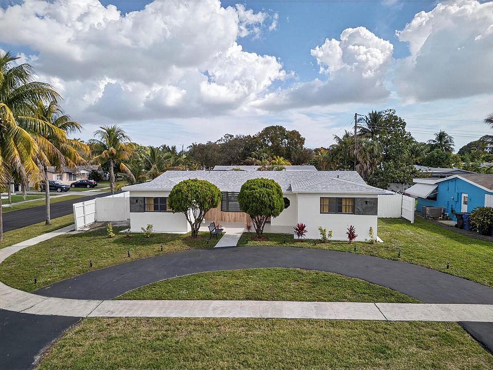 1st image of 4390 NW 38th Avenue