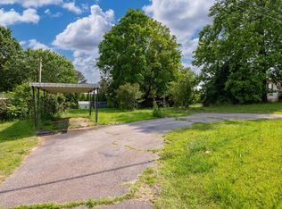 Berry Shoals Rd, Duncan, SC 29334