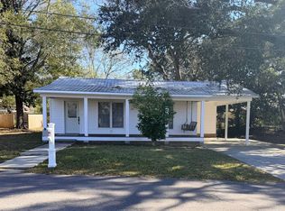 4502 Cauley Ln, Pascagoula, MS 39567