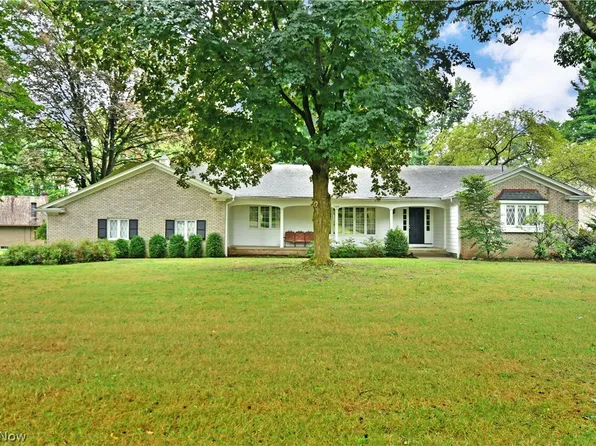 1340 Stonington Dr, Youngstown, OH 44505