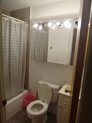 Rented by KVNY Soho | media 56