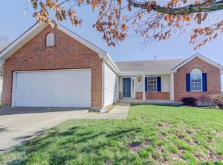 2 Autumn Peak Ct, Fenton, MO