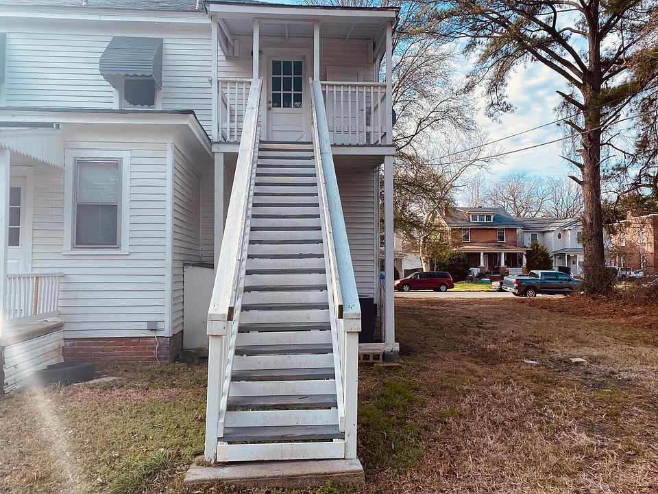 1st image of 321 Douglas Ave APT 2