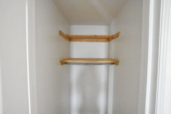 Rented by Clove Realty LLC | media 13