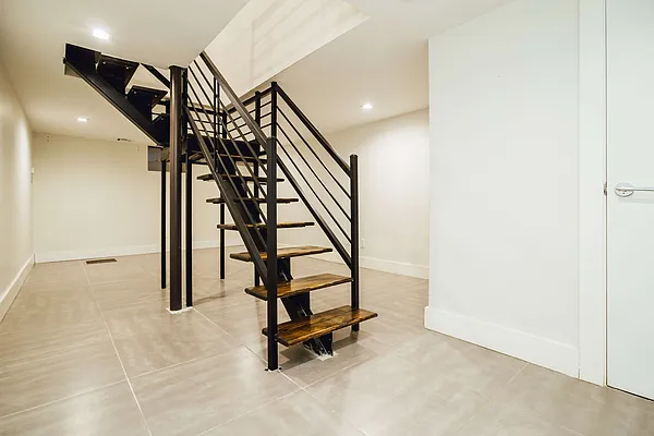 Rented by Nooklyn NYC LLC | media 9