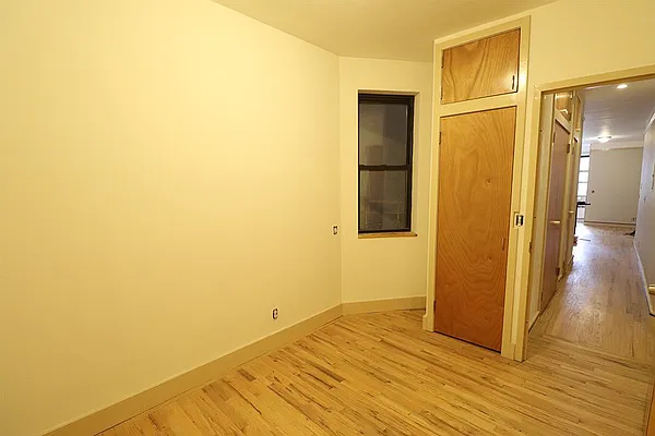 Rented by Nest Seekers International | media 17