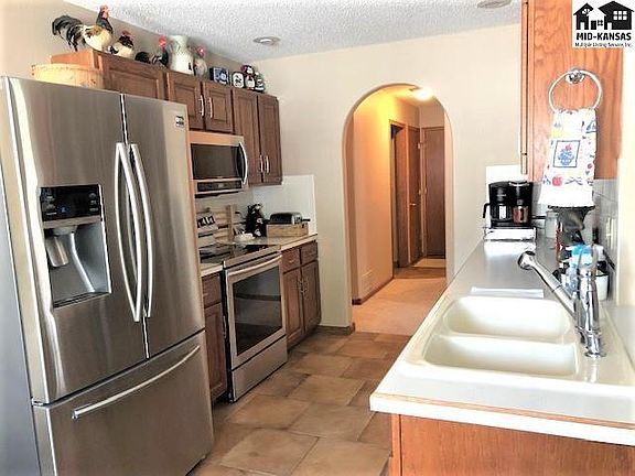 4th image of 1404 Wood Bridge Ct