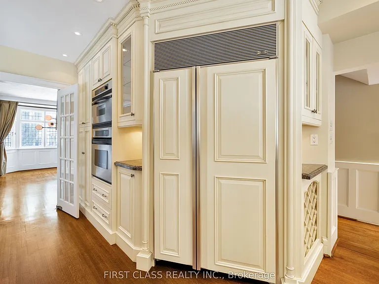 80 Douglas Dr — Photo 14