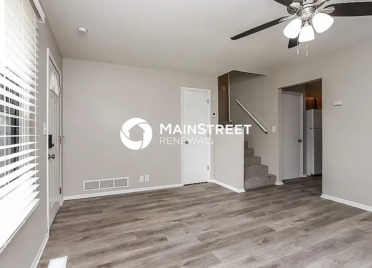 1700 Birch St — Photo 1