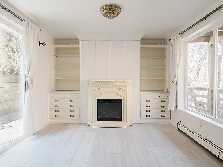 102 Waterview Dr — Photo 6