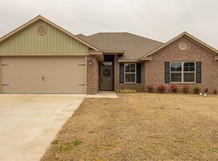 2217 Regency Ln, Barling, AR 72923