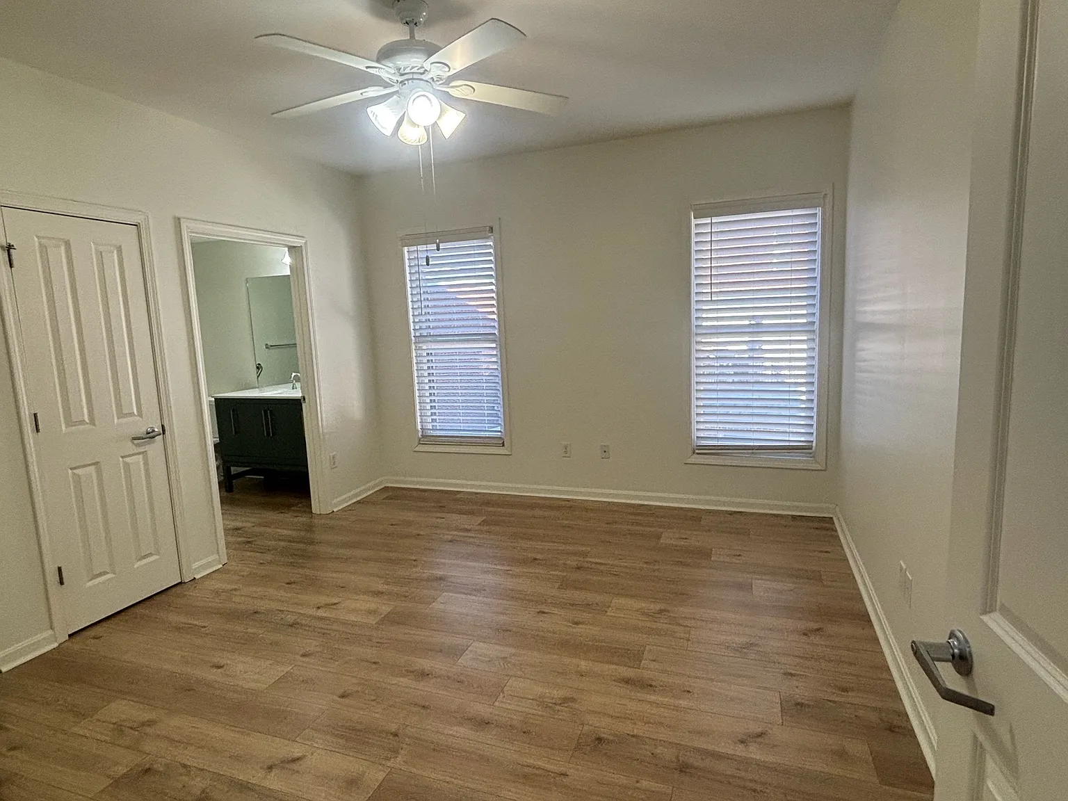 10639 Meeting Street - 208 — Photo 4