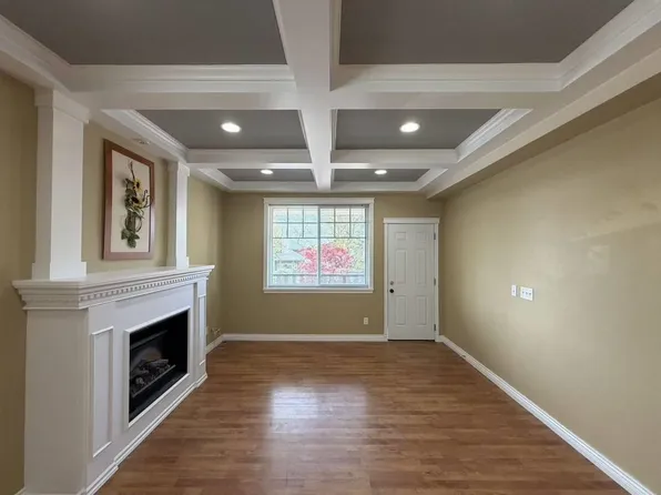 10460 Slatford St #Basement, Maple Ridge, BC V2W 1V8