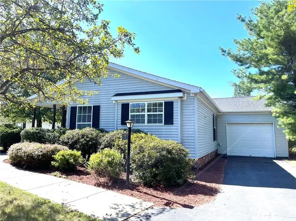 3 Biscayne Boulevard, Poughkeepsie, NY 12603