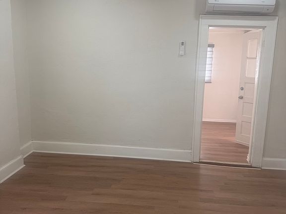 4th image of 3704 Rivera Ave #E