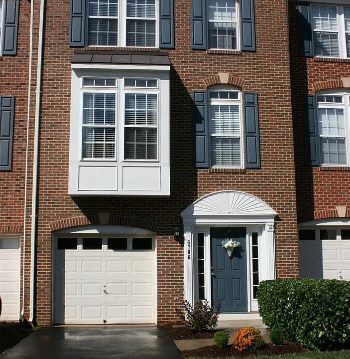 Well Maintained Brick Front Townhome