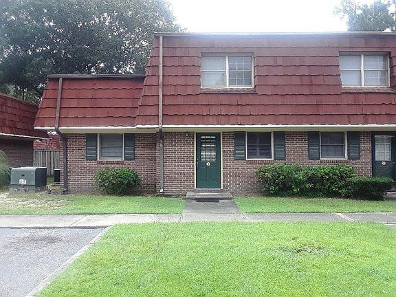 3rd image of 1025 Carolina Rd APT U-1