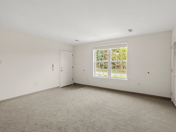 4th image of 3115 Nolt Rd APT 17
