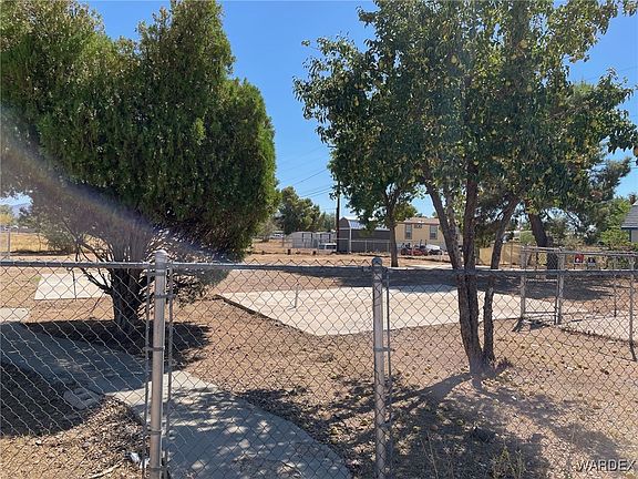 3rd image of 3556 E Oriole Lane