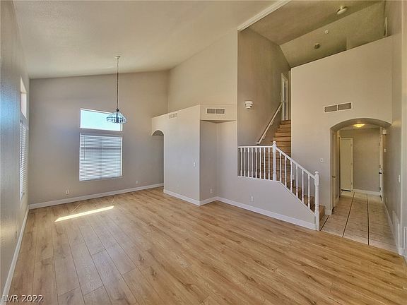 3rd image of 9017 Dolente Ave