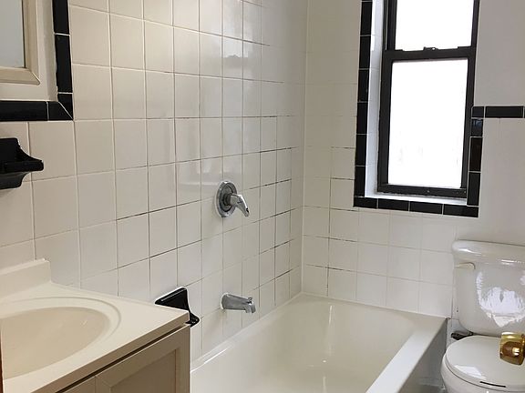 5th image of 21-11 46th Ave #4