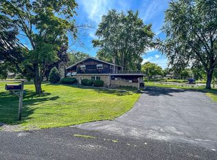 27125 Waubeesee Lake Dr, Wind Lake, WI 53185