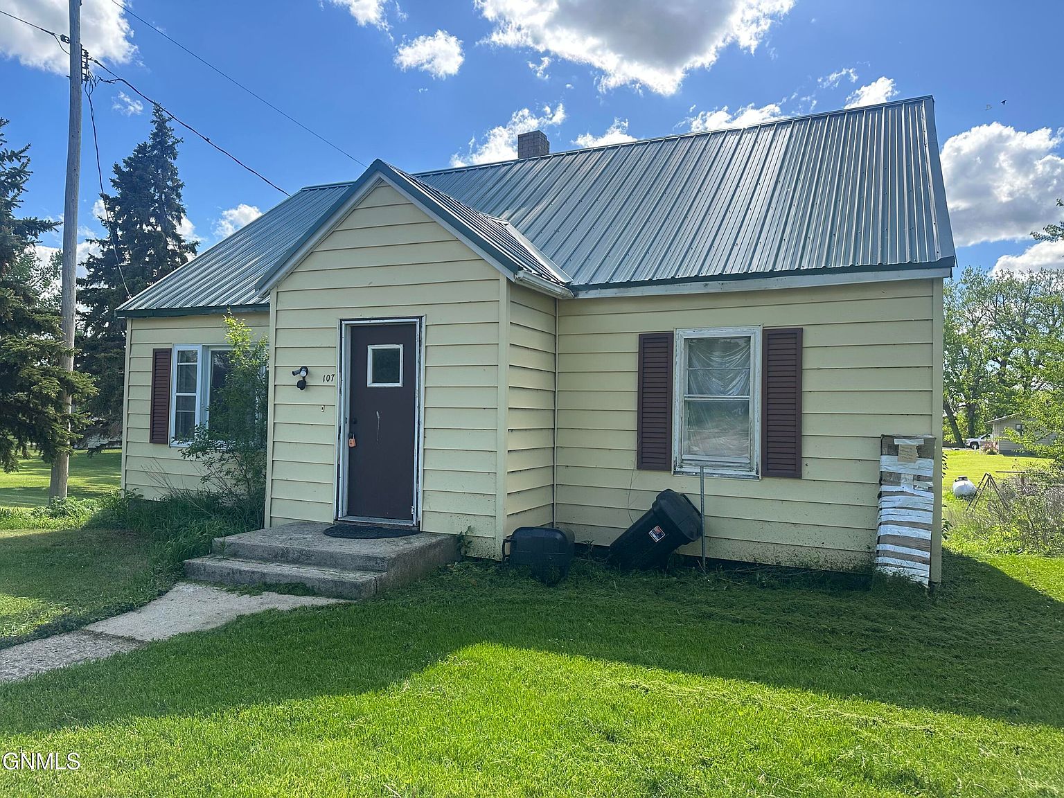 107 Main St, Gackle, ND 58442 Zillow