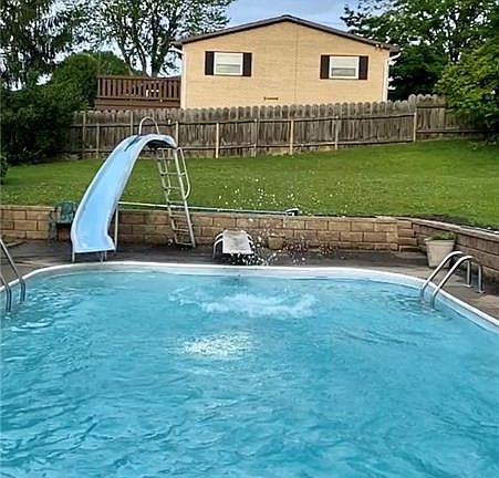 4th image of 1707 S Hills Dr