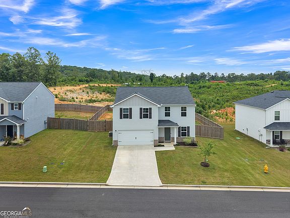 2nd image of 117 Oxford Ln