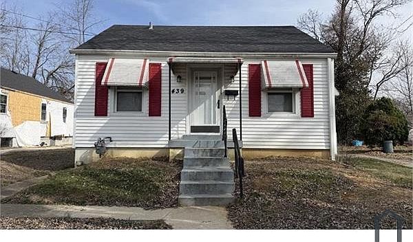 1st image of 1439 S 32nd St House 1