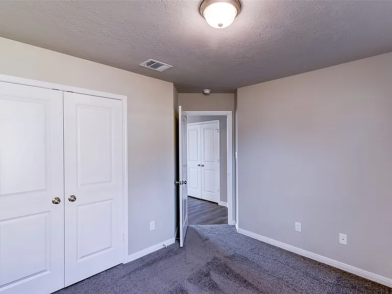 1937 Viva Rd — Photo 15