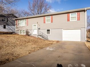 525 E 15th St, Concordia, KS 66901