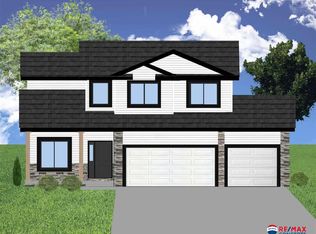 757 W Panorama Rd, Lincoln, NE 68523