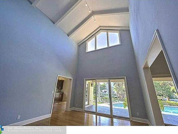 2nd image of 33 Pelican Dr