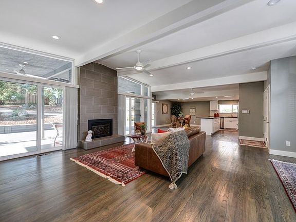 4th image of 3389 Mesa Verdes Dr