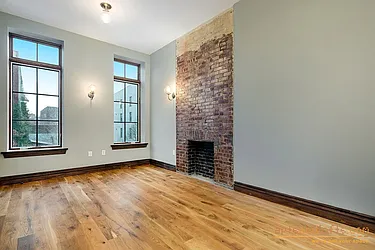 Rented by aptsandlofts.com